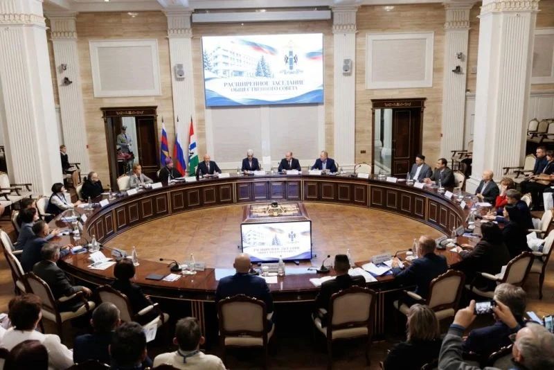В Новосибирске прошло расширенное заседание Общественного совета при ГУ МВД по региону с участием председателя Общественного совета при МВД России Анатолия Кучерены В Новосибирске прошло расширенное заседание Общественного совета при ГУ МВД по региону с участием председателя Общественного совета при МВД России Анатолия Кучерены
