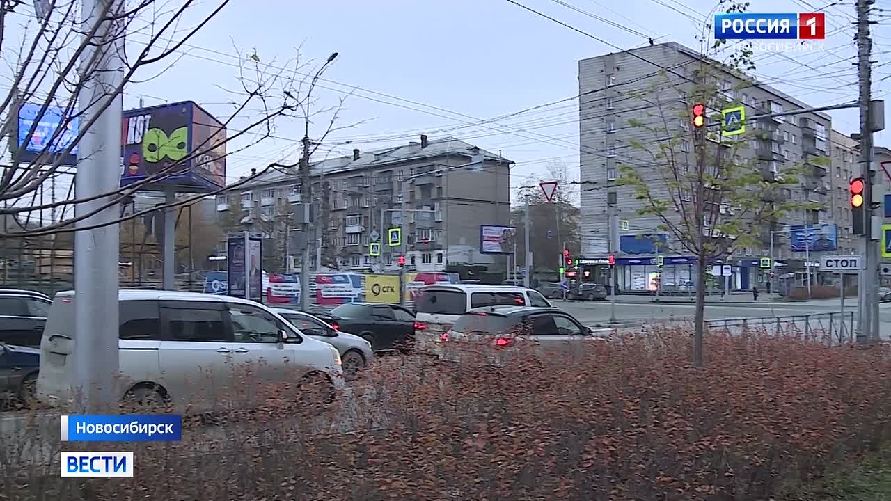 Конец эпохи. В Новосибирске начался снос легендарного ЦУМа