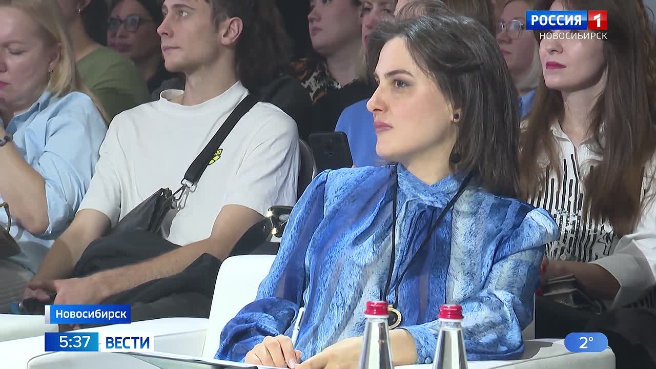 Мода из Сибири. В Новосибирске молодые дизайнеры представили коллекции проекта «Сделано в Сибири»