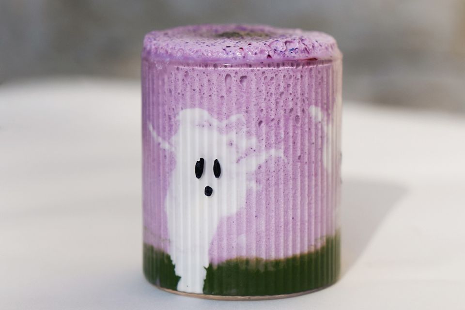 Праздничный Хэллоуин в Москве: сладости, которые очаруют даже самых скептичных