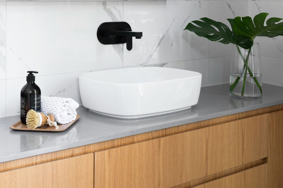 Столешницы для ванной: идеальное решение для компактных пространств