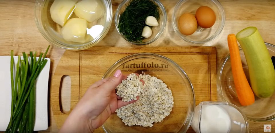 Вкусные овощные блинчики на кефире: простой и полезный рецепт