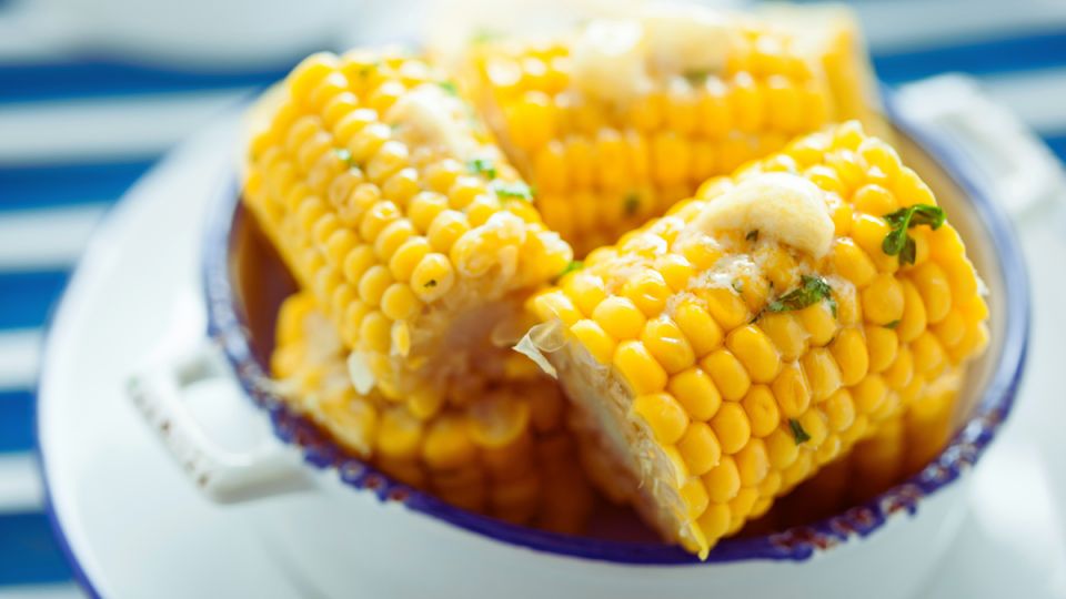 Готовим кукурузу за 15 минут: быстро, просто, вкусно